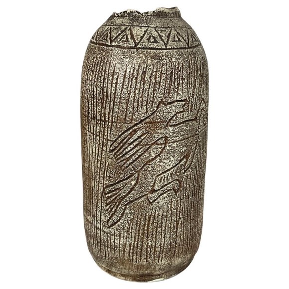 🏡 5/$25 - Vintage Resin Ancient Style "Pottery" Vase w/ Horse Motif - Picture 1 of 2